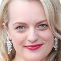 Elisabeth Moss Naken