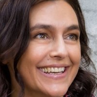 Elisabeth Romano Naken