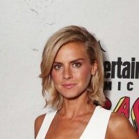Eliza Coupe Naken