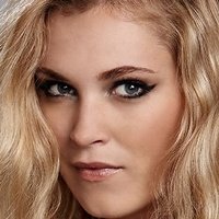 Eliza Taylor-Cotter Naken