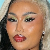 Ella Thomas (Love Island) Naken