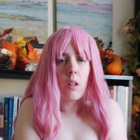 Ellynaomi Naken
