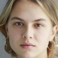 Elsa Langnase Naken