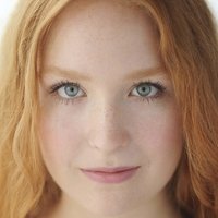 Elyssa Jakim Naken