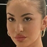 Emely Hernandez Naken