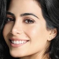 Emeraude Toubia Naken