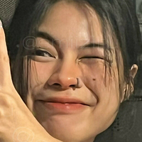 emiiziru Naken