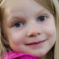 Emilee Parker Naken