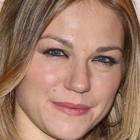 Émilie Dequenne Naken