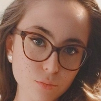 Emily Hill Naken