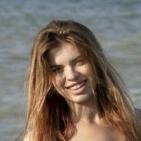 Emily Mayers Naken