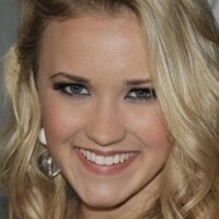 Emily Osment - Fakes Naken