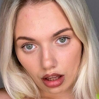 emilyevejackson Naken