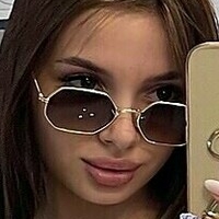 emma_gucci Naken
