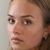 Emma Hunter Sumgoodeats Naken