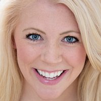 Erin Sullivan Naken