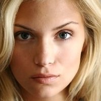 Erin Wyatt Naken