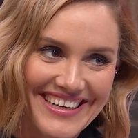 Erinn Hayes Naken