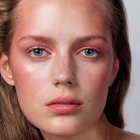 Esther Heesch Naken