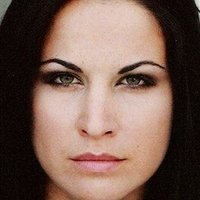 Eva Derrek Naken