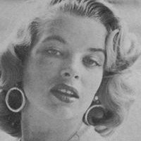 Eve Meyer Naken