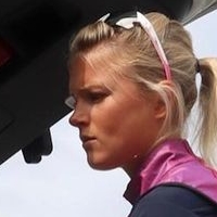 Frida Karlsson Naken