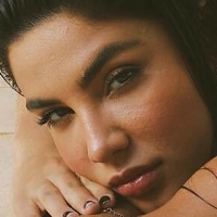 Gabriela Versiani Naken