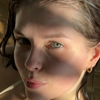 gastmiriam Naken