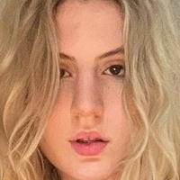 Gia Anastasia Naken