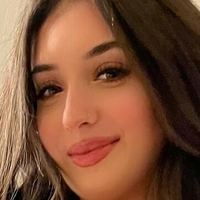 Gia Sinclaire Naken