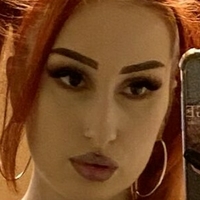 Gigi Rouge Naken