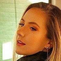 Gisele Maria Naken