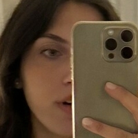 Giulie.tte Naken