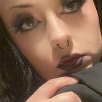 gothriana Naken