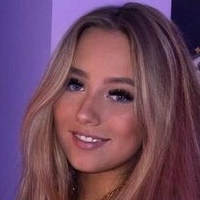 Gracie Mae Naken