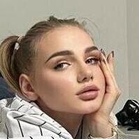 grand_karina Naken