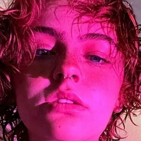 Hadley Nelson Naken