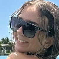 Hailee Roy Naken