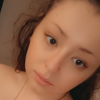 Halley Naken