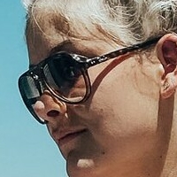 Hannah Bourque Naken
