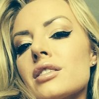 Hannah Claydon Naken