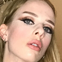 Hannah Goneau Naken