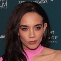 Hannah John-Kamen Naken
