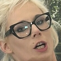 Hete Tina Naken