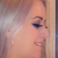 Hollie Naken