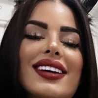 hot-nadia Naken