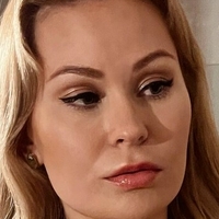 Iidazsofia Naken
