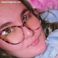 irismeredithquinn Naken