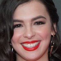 Isabella Gomez Naken