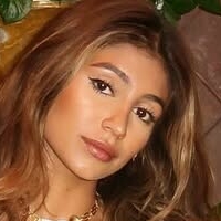 Isabella Patel Naken